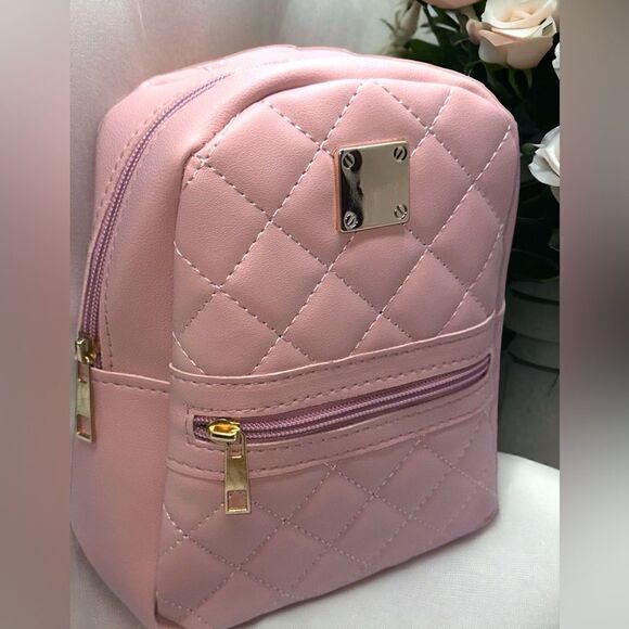 Quilted Leather Mini-Backpack l Light Pink, Whitel Gold Hardware l New main image 7